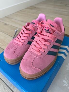 Adidas Pink Gazelle Bold 8  (38)